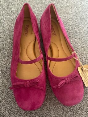 Born Women's Raspberry Suede Ballet Flats with Bow